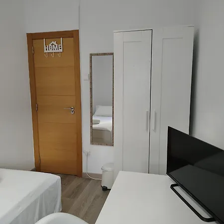 Agui House Séjour chez l'habitant *