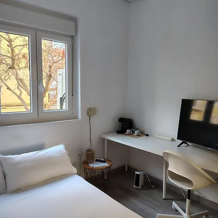 Agui House Séjour chez l'habitant *